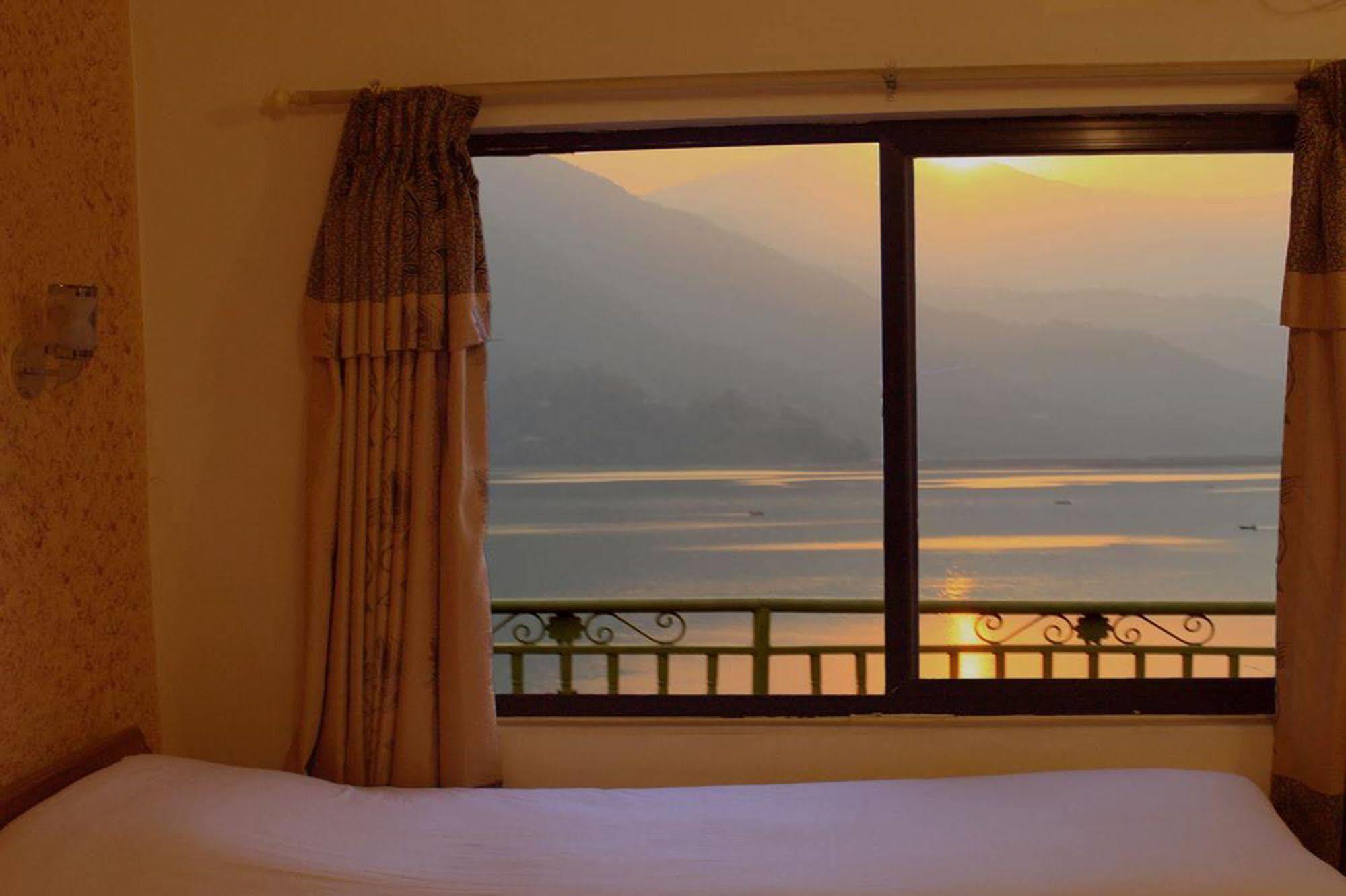 Golden Gate Hotel Похара Екстериор снимка